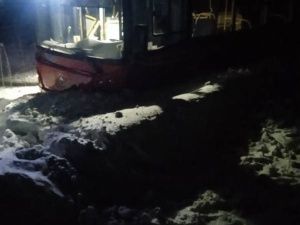 Под Якутском пассажирский автобус съехал с дороги