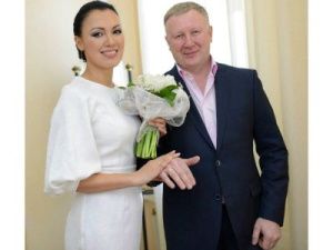 Коучиха Алена Алексеева: "Я не терплю этот режим, а потому уехала"! Сбежавшая в Тайланд "мисска" ответила Туйааре Алаас