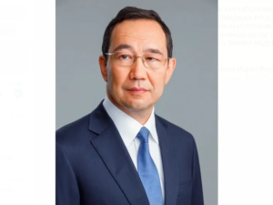 Поздравление Главы Республики Саха (Якутия) Айсена Сергеевича Николаева с Днём России