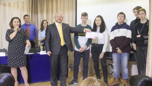 Якутские школьники приняли участие в конкурсе «Триколор-2018»