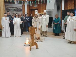 В Якутске в Доме Арчы начались гадания Танха