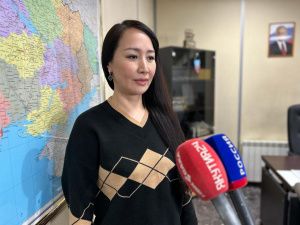 В Якутии готовят праздничные наборы для бойцов СВО 