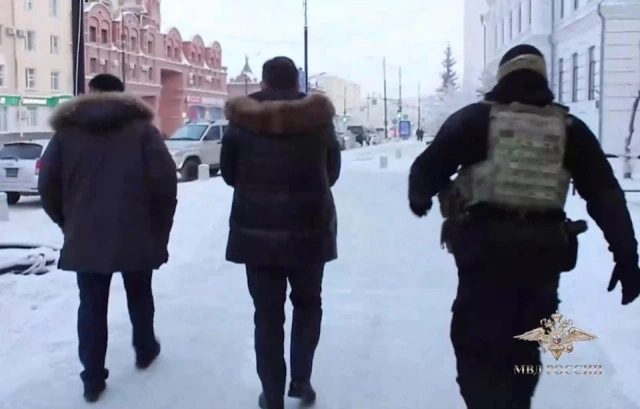 «Прибыль договорились делить пополам». Стали известны подробности уголовного дела руководителя якутского Росприроднадзора  