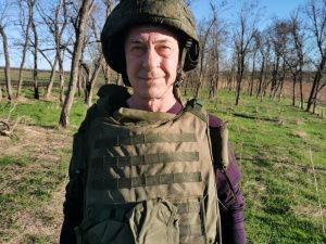 Творческая группа Мирнинского театра выступает в зоне СВО