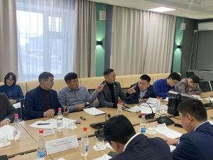 Сергей Местников провел заседание республиканской комиссии в Усть-Алданском улусе 