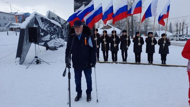 Митинг-концерт в поддержку воссоединения Крыма и России состоялся в Алдане