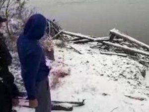 На шесть лет строгого режима приговорен мужчина, который избил знакомого и сбросил его тело в Индигирку