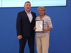 В Якутске наградили волонтёров-предпринимателей, помогающих бойцам СВО