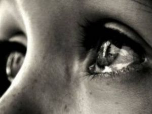 Житель города Мирного осужден к длительному сроку лишения свободы за совершение преступления против половой неприкосновенности малолетней дочери