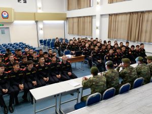 Сотрудники отдела специального назначения УФСИН «Белый медведь» провели урок мужества