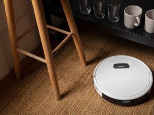 В Якутске мужчина похитил из магазина робот-пылесос, чтобы подарить жене