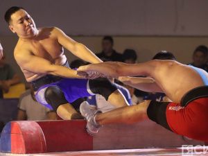 Мегино-Кангаласский улус вновь стал победителем чемпионата Якутии по мас-рестлингу