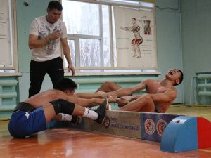 Главный приз турнира «Игры предков» медколледжа Якутии завоевал Хасан Уваровский