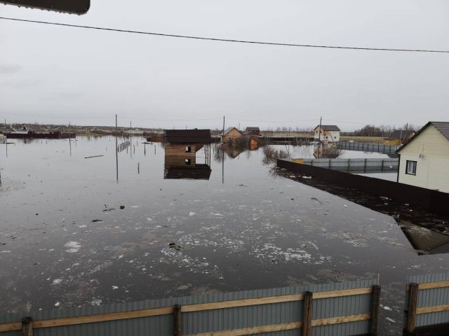 В Якутске из-за паводка ввели режим чрезвычайной ситуации