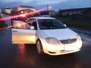 Пьяный мужчина совершил угон автомобиля, в салоне которого находились двое малолетних детей