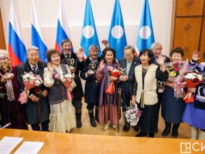 Матерям Якутии вручили госнаграды с денежным вознаграждением до одного миллиона рублей
