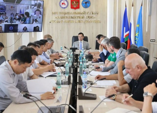 Айсен Николаев потребовал запустить механизм отпуска топлива сельхозпроизводителям в течение суток