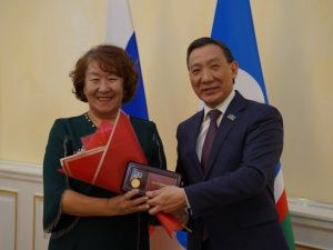 В Якутске наградили педагогов в сфере культуры и искусства республики