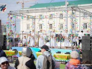 В Якутске встретили День сайылыка праздничной программой «Сайылык күнүн көрсө!»