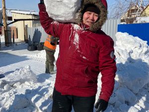 В Якутии реализуется волонтёрский проект «Поможем маме»