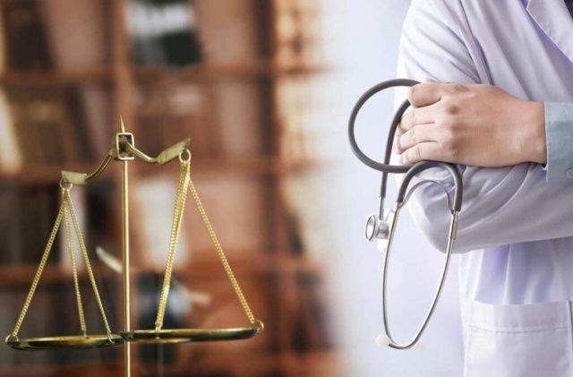 Кастрированный мужчина требует от алданских медиков 10 миллионов рублей