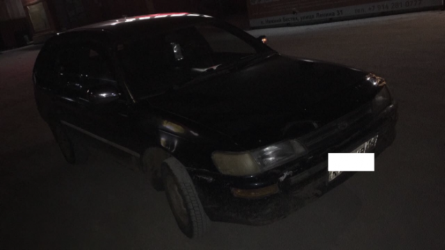 В Хангаласском районе четверо подростков угнали автомобиль, чтобы покататься по поселку