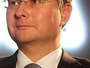 Сергей Иванов:  Прописку менять не планируем