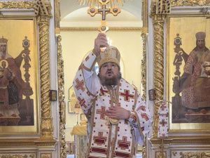 Престольный праздник Никольского храма отметили за Архиерейским богослужением в Якутске