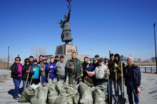 Якутская городская Дума присоединилась к Всероссийскому субботнику