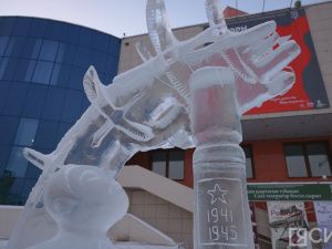Искусство из снега и льда: зимние скульпторы соревнуются в Якутске за звание лучшего