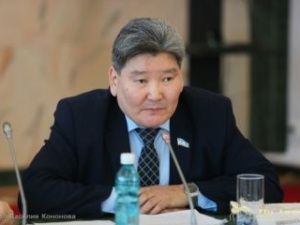 Политические фокусы. Одним из руководителей Ил Тумэна стал единоросс, проигравший и праймериз, и выборы