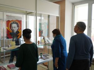 Выставка «Великие сыны Якутии»