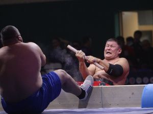 Мегино-Кангаласский улус завоевал Кубок Федерации по мас-рестлингу на вечное хранение