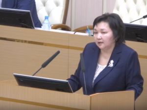 Алмазы просели, нефть просела, золото пока вытягивает кассу
