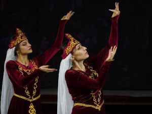 В Якутске отметили армянский праздник красоты и материнства