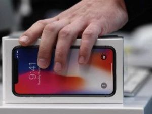 В Якутске администратор магазина украл из сейфа айфоны и деньги