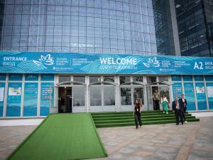 Фоторепортаж с первого дня ВЭФ-2023: улица Дальнего Востока и культурная программа