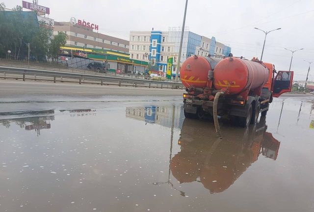 Мэр Якутска: коммунальные службы переведены на усиленный режим работы