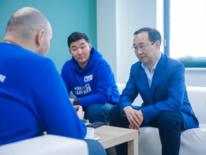 Глава Якутии поддержал инициативы Молодой Гвардии