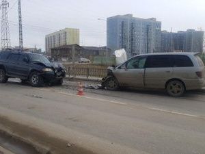 В Якутске пьяный водитель внедорожника выехал на встречку