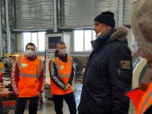 С ТОНКОСТЯМИ ЖЕЛЕЗНОДОРОЖНОЙ РАБОТЫ БУДУЩИМ АВТОМЕХАНИКАМ ОЗНАКОМИТЬСЯ ПОЛЕЗНО!