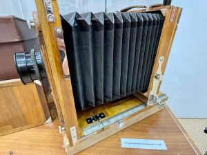 В Якутском музее имени Ярославского открылась выставка, посвященная 85-летию Николая Сантаева