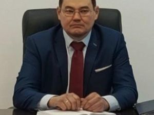 Руководитель улуса, незаконно утвердивший бюджетную смету, оправдался тем, что не в курсе всех требований бюджетного законодательства