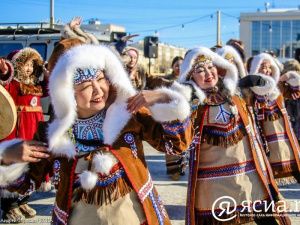 Глава Якутии поздравил жителей республики с Международным днём коренных народов мира