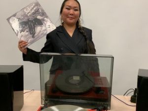 Новый проект Smart-библиотеки "VINIL-Story" и презентация виниловой пластинки Валентины Романовой - Чыскыырай