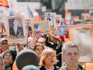 В Якутске прошла акция «Бессмертный полк»
