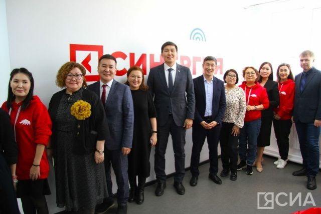 Анатолий Семенов посетил новый колледж цифровых профессий университета «Синергия» в Якутске