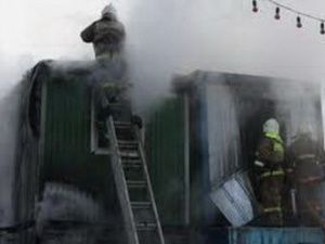 В Нерюнгри сгорел строительный вагончик: Предположительная причина – поджог