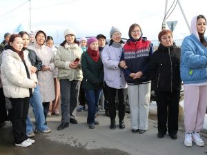 В Якутске состоялся профсоюзный семейный автопробег