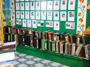 Айсен Николаев поблагодарил коллектив библиотеки-музея ямщицкой культуры в Хангаласском районе